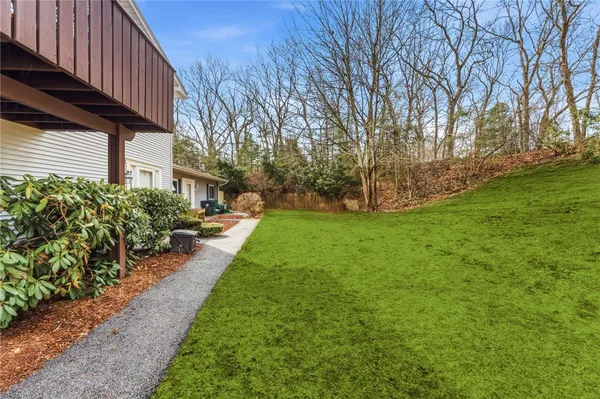 $384,900 | 543 Quisset Court, Warwick, RI 02886