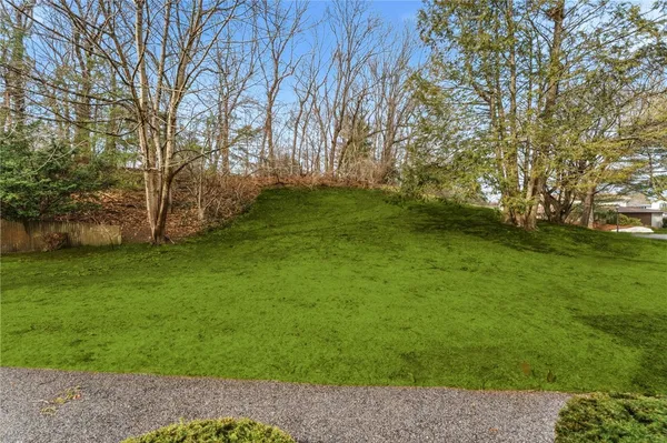 $384,900 | 543 Quisset Court, Warwick, RI 02886