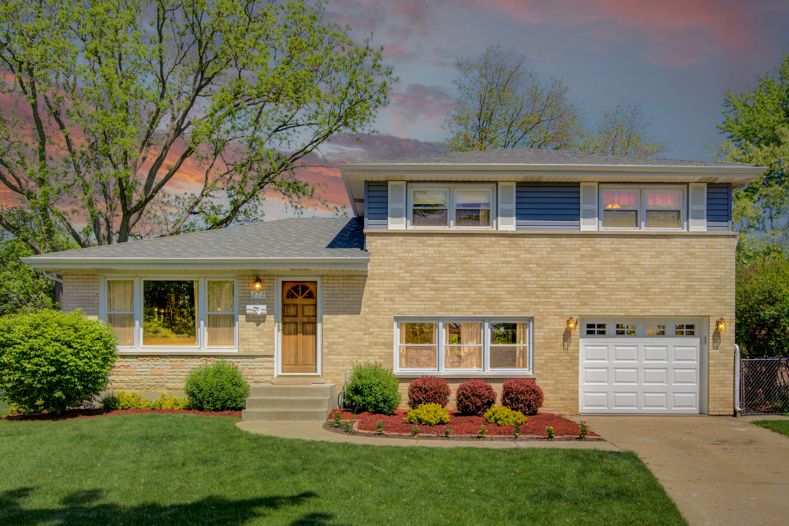 272 Scott Street Wheeling, IL 60090 - Photo 24 of 28 a view of a yard in front of a house