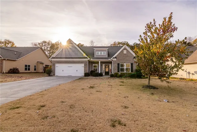 $390,000 | 1035 Drakes Crossing, Anderson, SC 29625