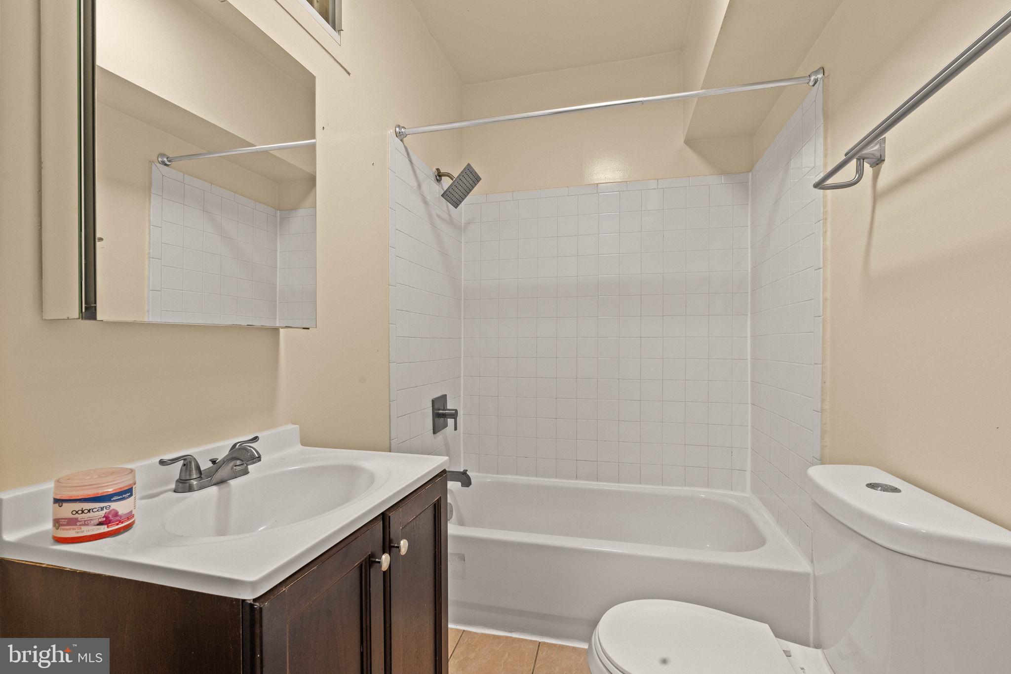 1716 Capitol Avenue Northeast, Unit 2 Washington, DC 20002 - Photo 8 of 22