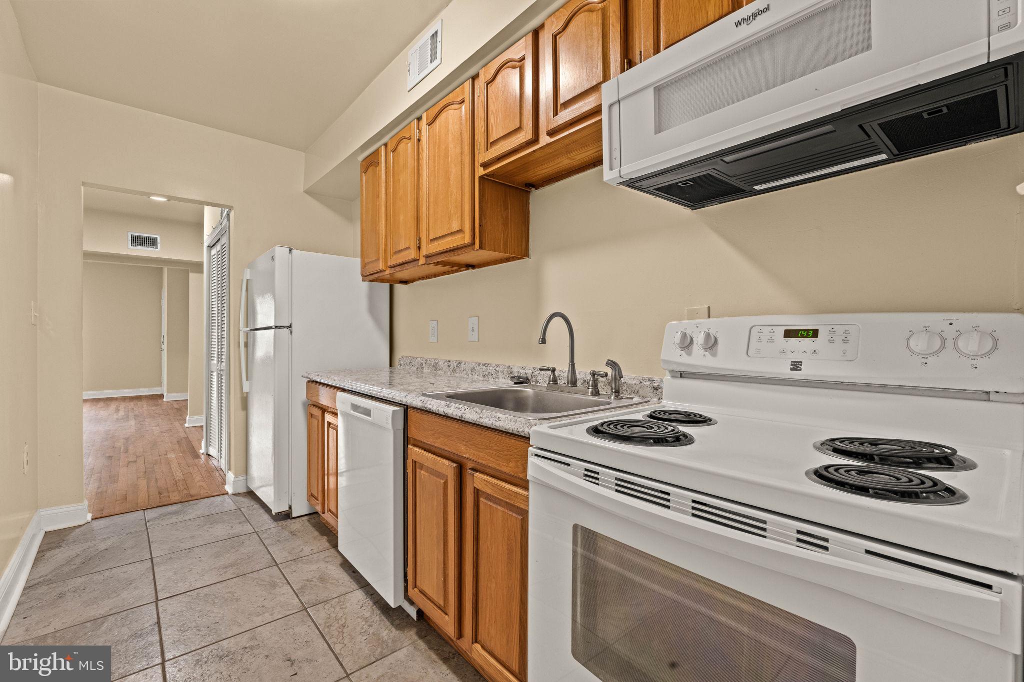 1716 Capitol Avenue Northeast, Unit 2 Washington, DC 20002 - Photo 10 of 22