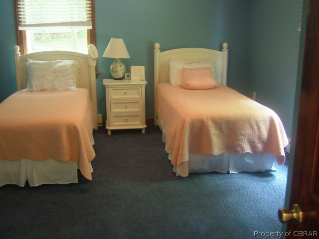 225 Warehouse Cove Road Cobbs Creek, VA 23035 - Photo 18 of 42