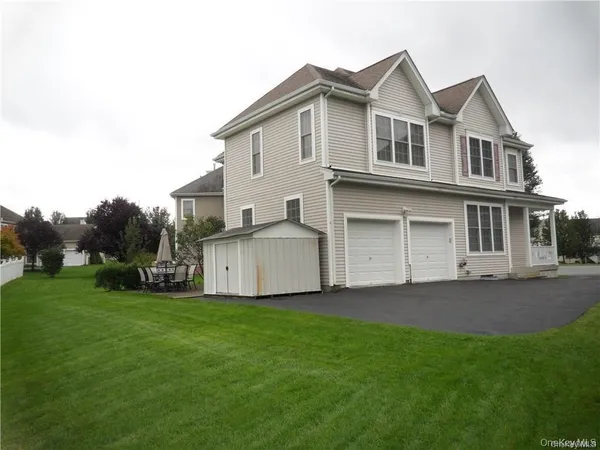 $3,850 | 6 Blackmoor Court, Highland Mills, NY 10930