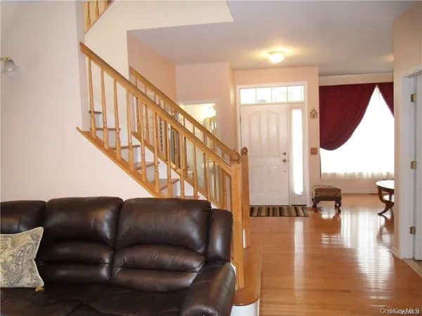 $3,850 | 6 Blackmoor Court, Highland Mills, NY 10930