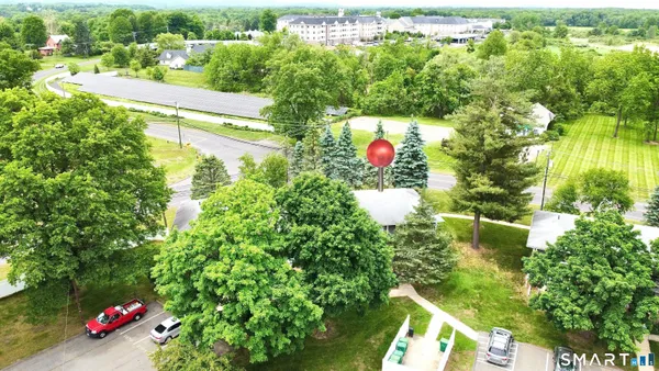 $170,000 | 227 Wintonbury Avenue, Unit 1, Bloomfield, CT 06002
