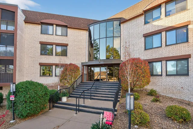 $125,000 | 4710 58th Avenue North, Unit 202, Crystal, MN 55429
