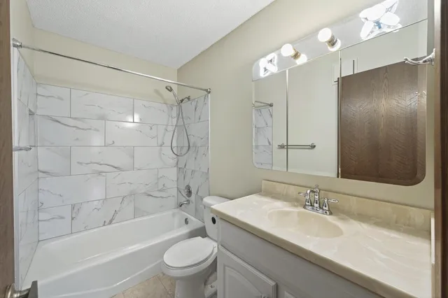 $125,000 | 4710 58th Avenue North, Unit 202, Crystal, MN 55429