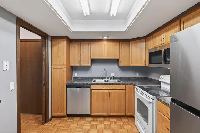 $125,000 | 4710 58th Avenue North, Unit 202, Crystal, MN 55429