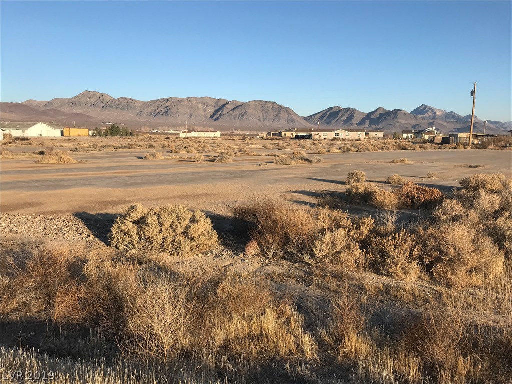 4860 West Dyer Road Pahrump, NV 89048 - Photo 3 of 6 Gallery Image 3