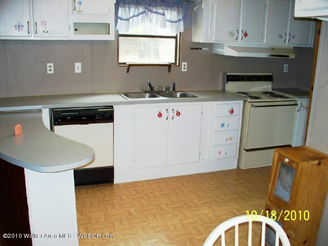 5333 Burrows Crossing Road Jasper, AL 35504 - Photo 4 of 10 Gallery Image 4