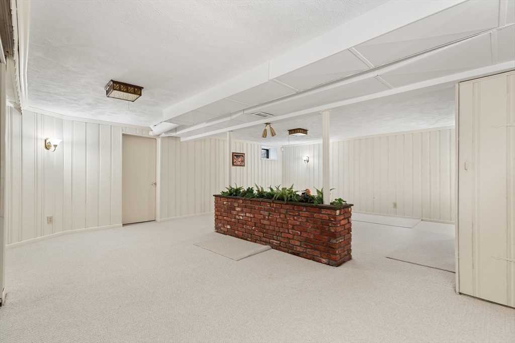 76 Birch Hill Road Belmont, MA 02478 - Photo 28 of 33 Gallery Image 28