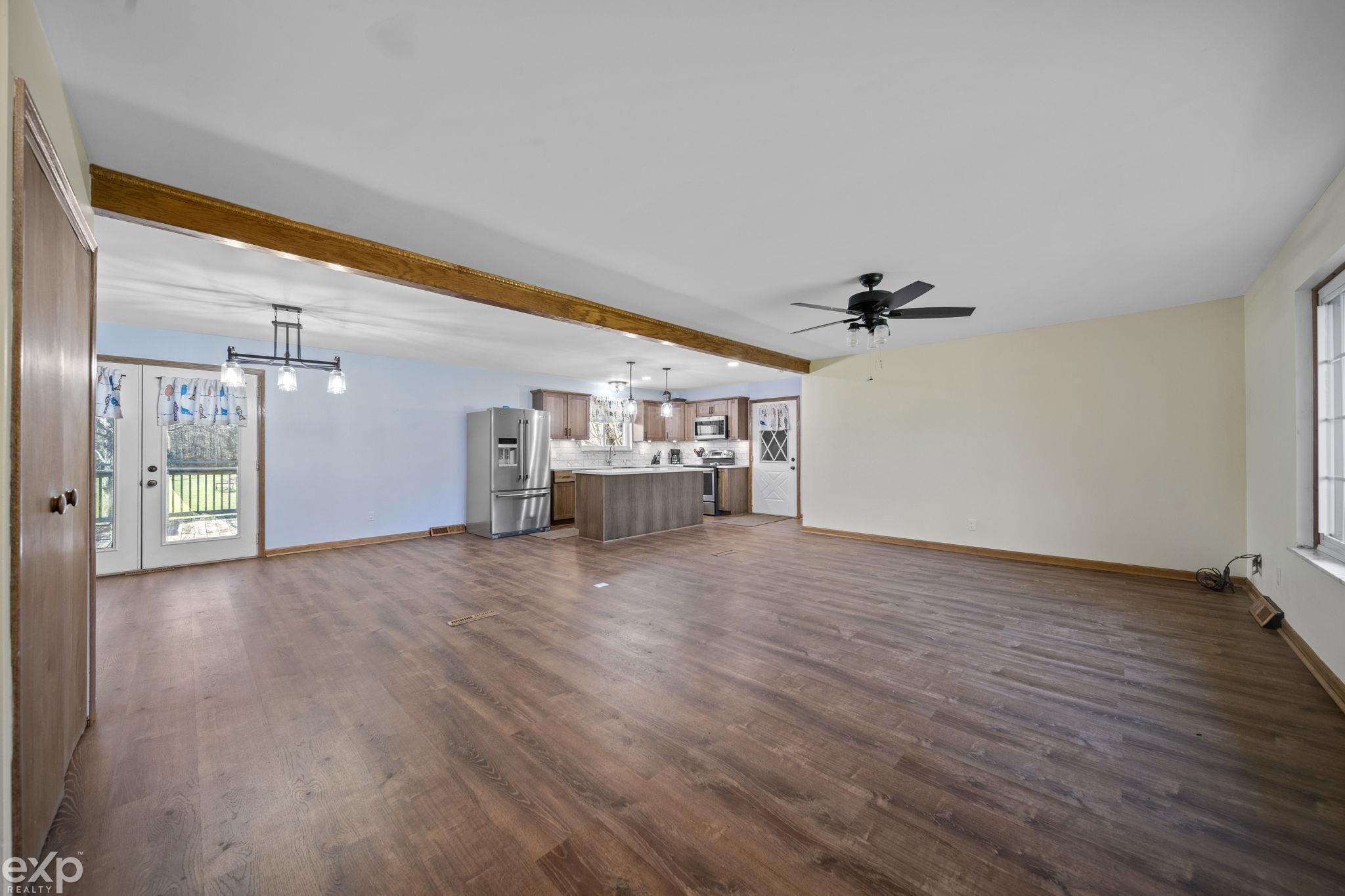 6401 Welch Road Yale, MI 48097 - Photo 32 of 44 50128147-31.JPG