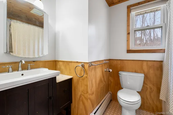 $439,000 | 4721 Highway 9G, Germantown, NY 12526