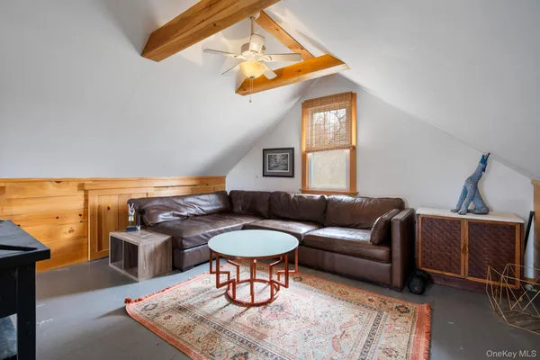 $439,000 | 4721 Highway 9G, Germantown, NY 12526