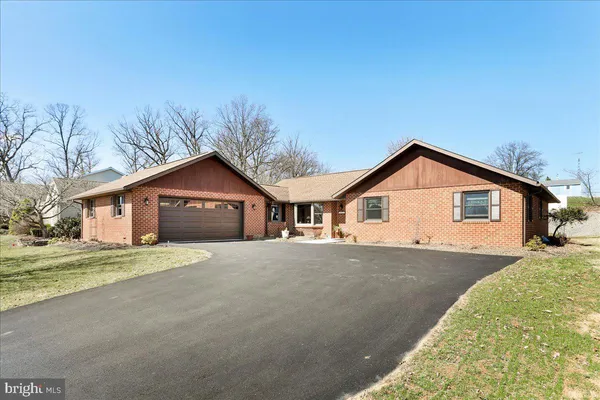$365,000 | 3671 Jenny Lane, Chambersburg, PA 17202