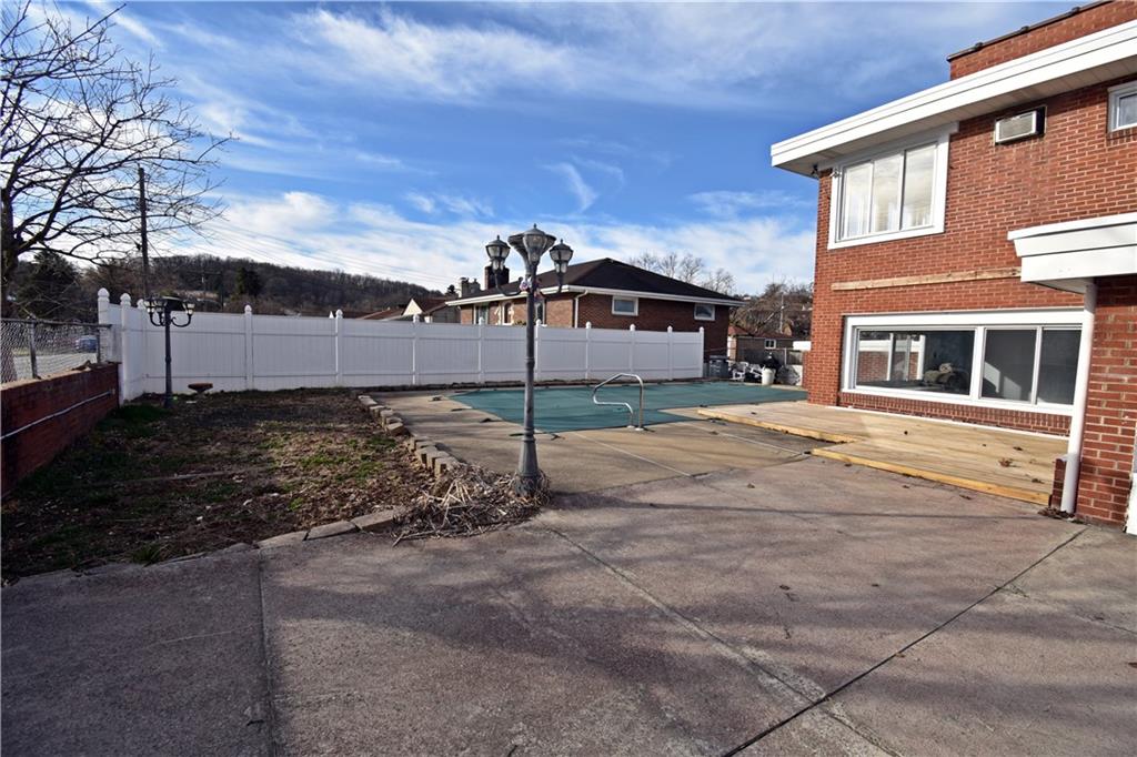 3000 Valley Ridge Road McKeesport, PA 15133 - Photo 4 of 25 Gallery Image 4