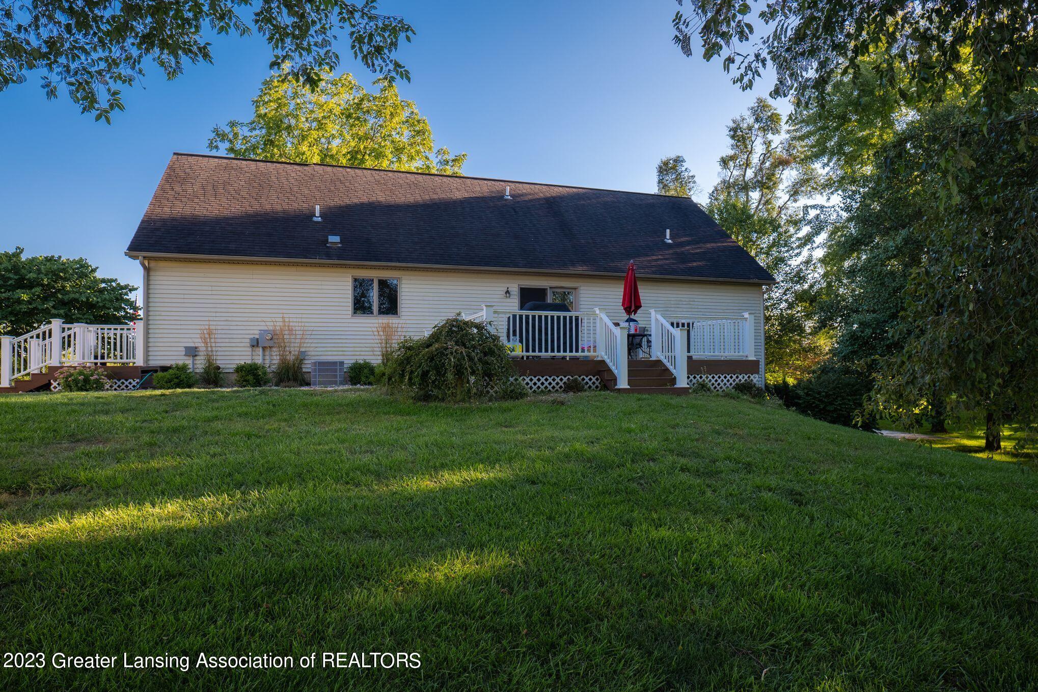 12500 Earl Road Stockbridge, MI 49285 - Photo 21 of 30 1