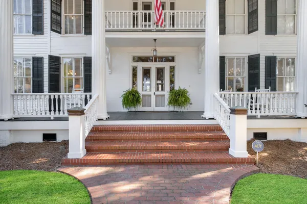 $599,000 | 121 North Duval Street, Quincy, FL 32351