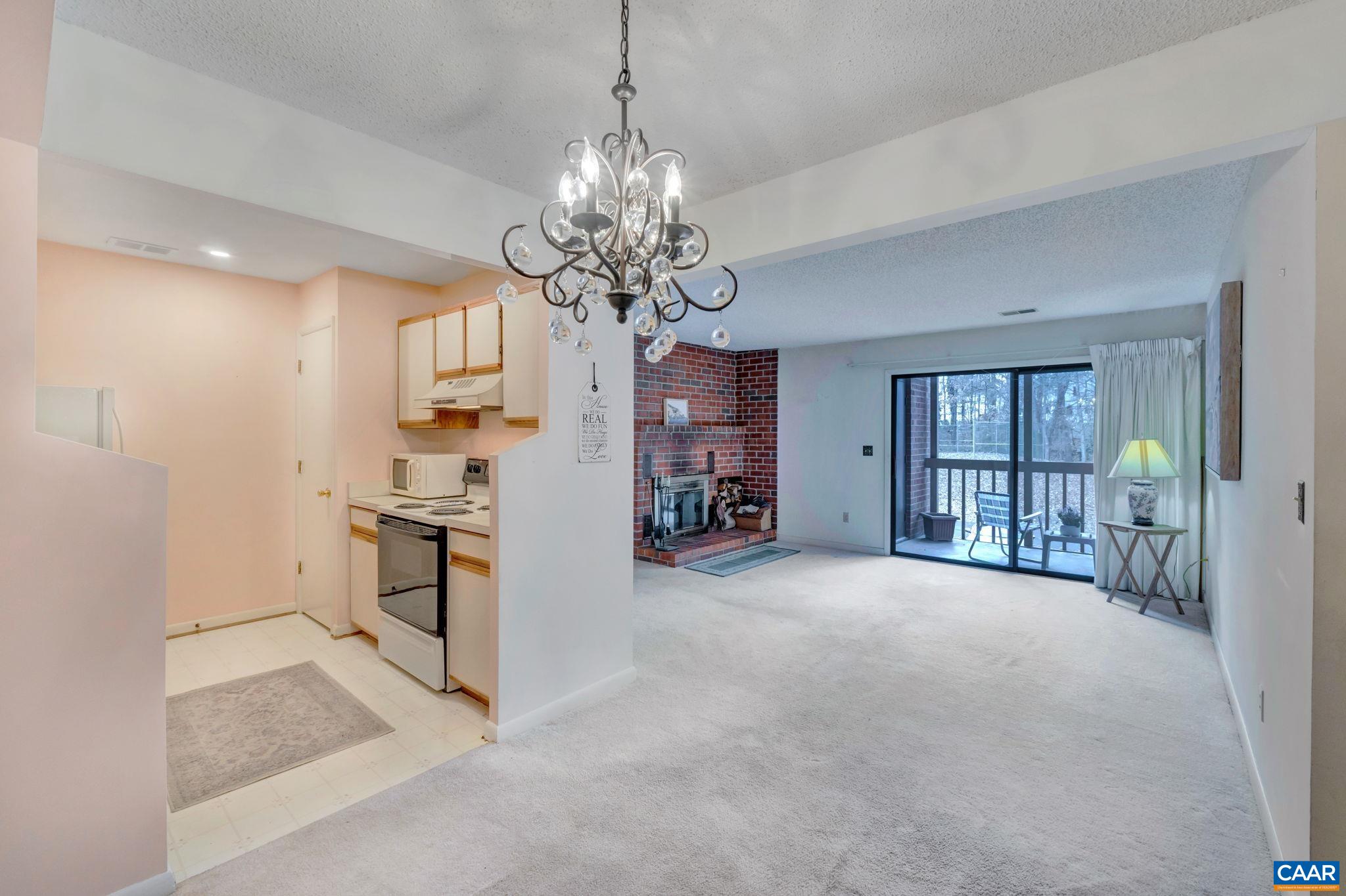103 Turtle Creek Road, Unit 5 Charlottesville, VA 22901 - Photo 5 of 24 Gallery Image 5