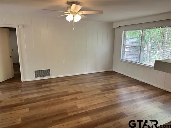 $219,900 | 1435 Glenrose Street, Tyler, TX 75701