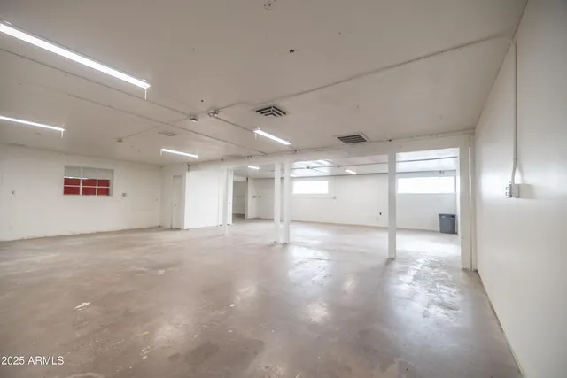 a view of empty room