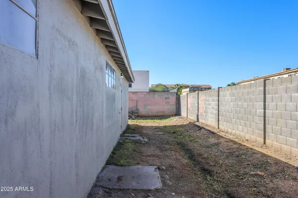 $749,000 | 2423 West Campbell Avenue, Phoenix, AZ 85015