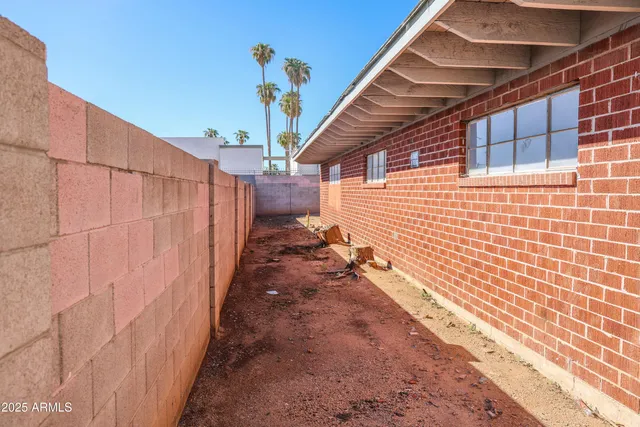 $999,000 | 2423 West Campbell Avenue, Phoenix, AZ 85015