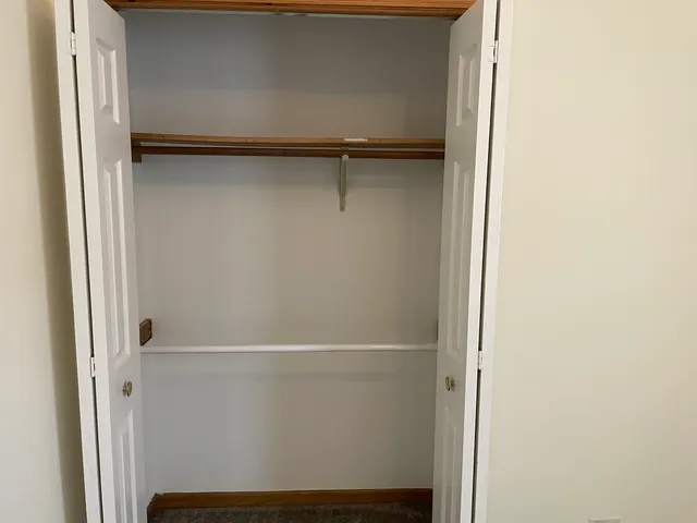 $1,500 | 320 East 13th Street, Unit A, Lockport, IL 60441