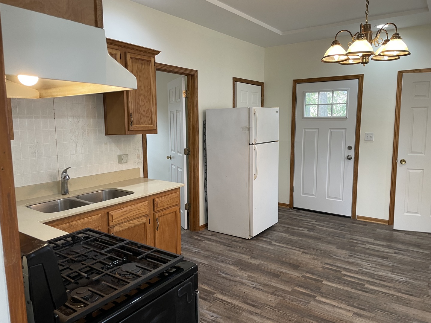 320 East 13th Street, Unit A Lockport, IL 60441 - Photo 4 of 24