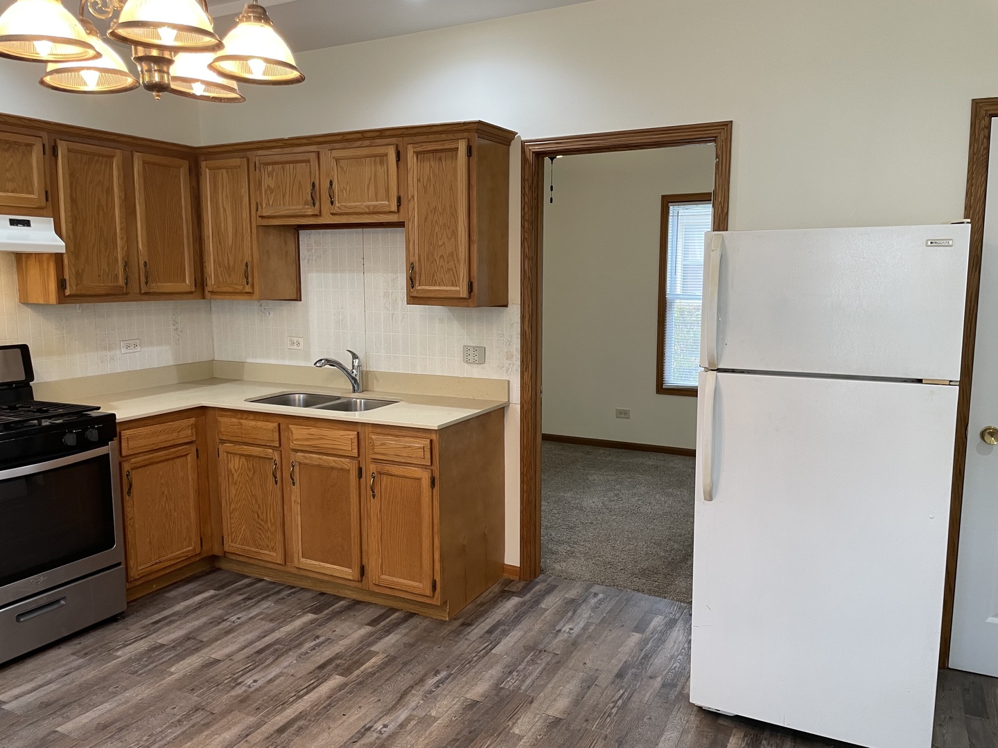 320 East 13th Street, Unit A Lockport, IL 60441 - Photo 6 of 24