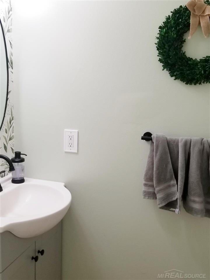 3353 Vincent Road North Street, MI 48049 - Photo 30 of 56 main floor full bath