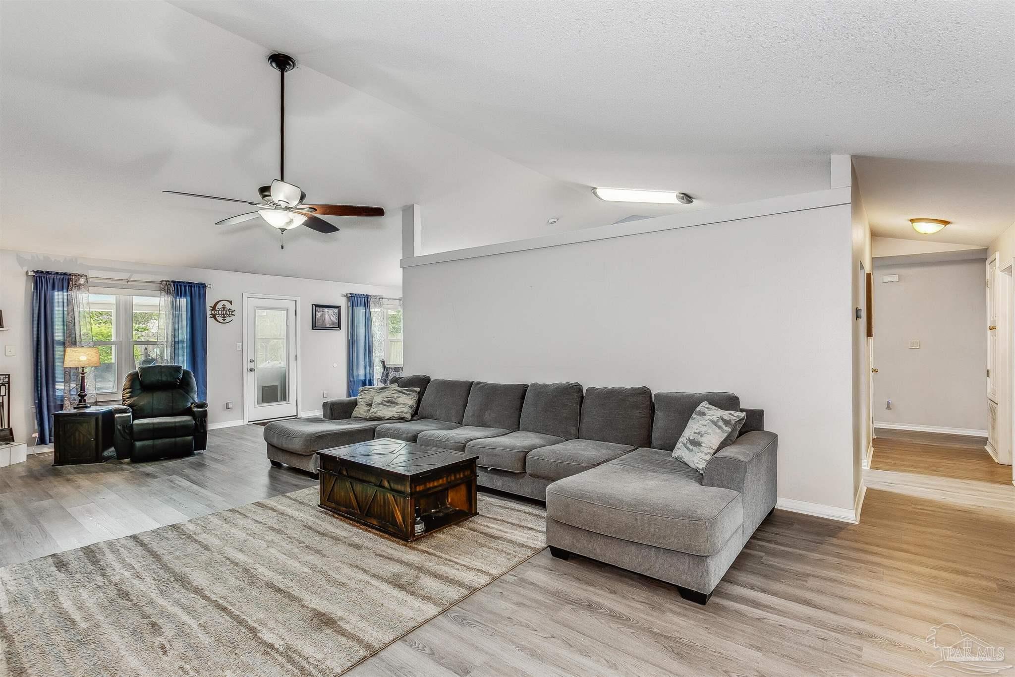 5541 Berrybrook Circle Pace, FL 32571 - Photo 6 of 31