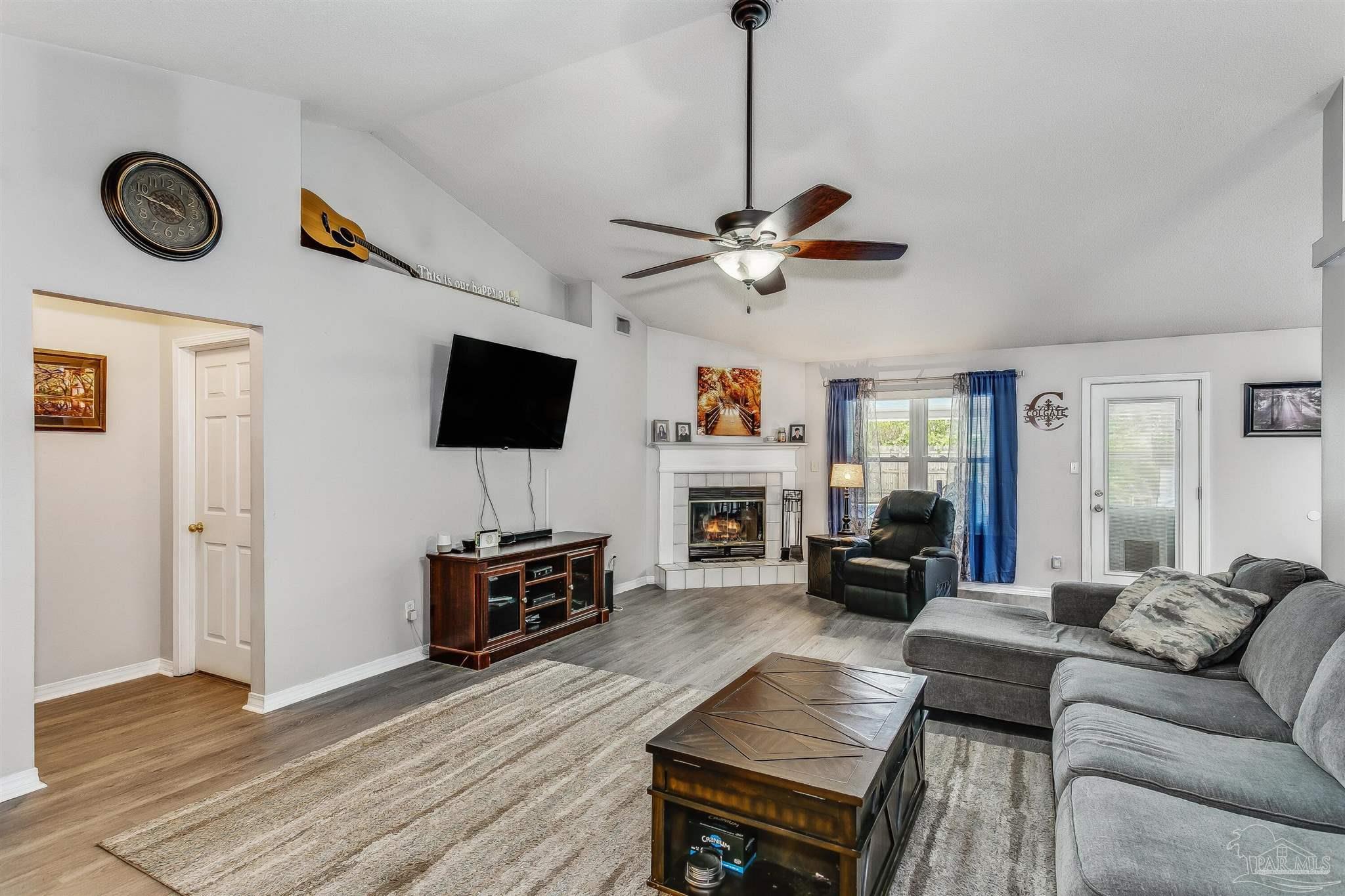 5541 Berrybrook Circle Pace, FL 32571 - Photo 7 of 31