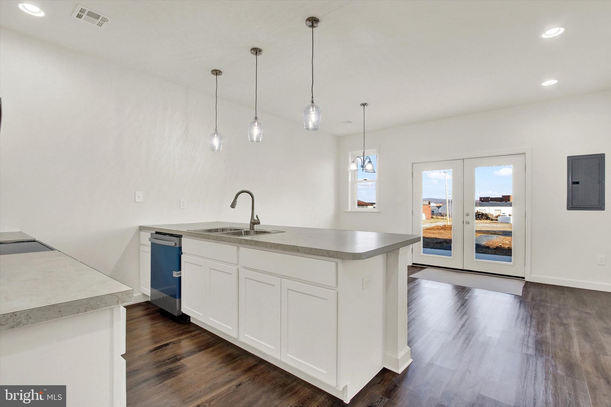 261 3rd Street Hanover, PA 17331 - Photo 7 of 55 Gallery Image 7