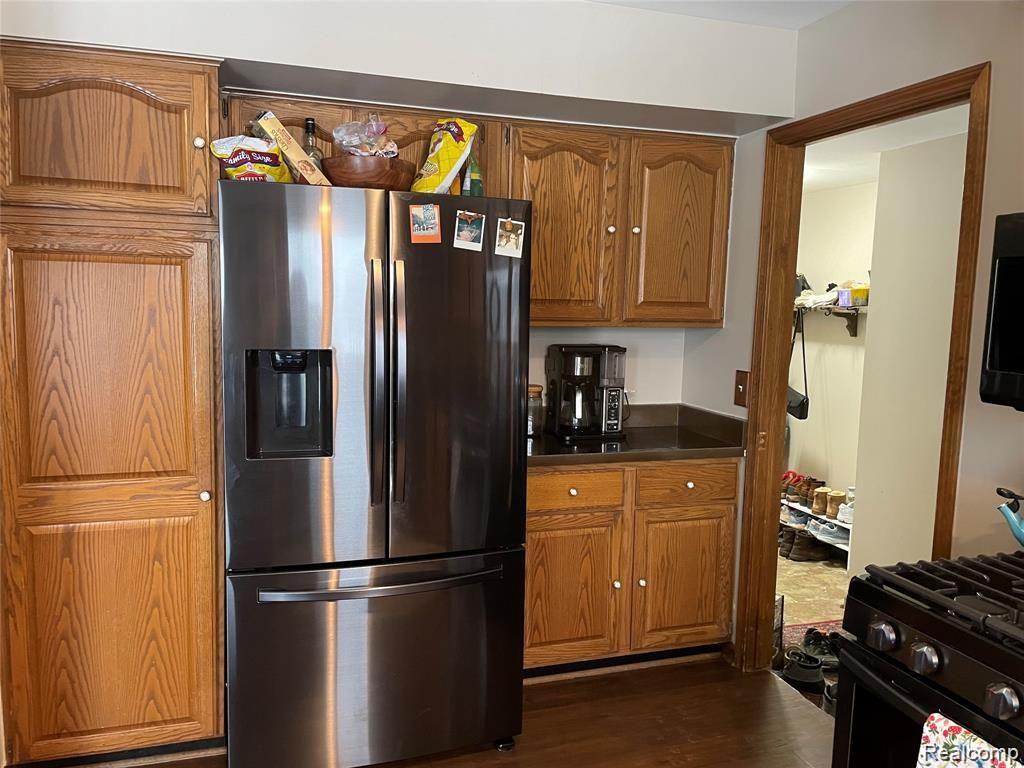 4590 Cedar Lake Road Howell, MI 48843 - Photo 11 of 24