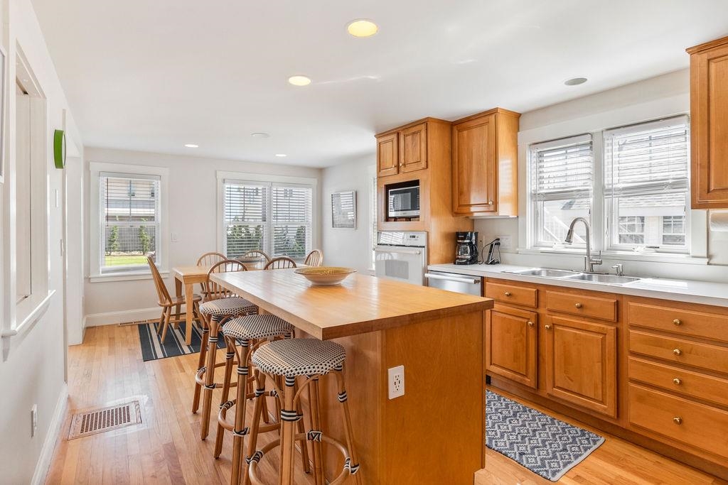 2188 Ocean Boulevard Rye, NH 03870 - Photo 3 of 40