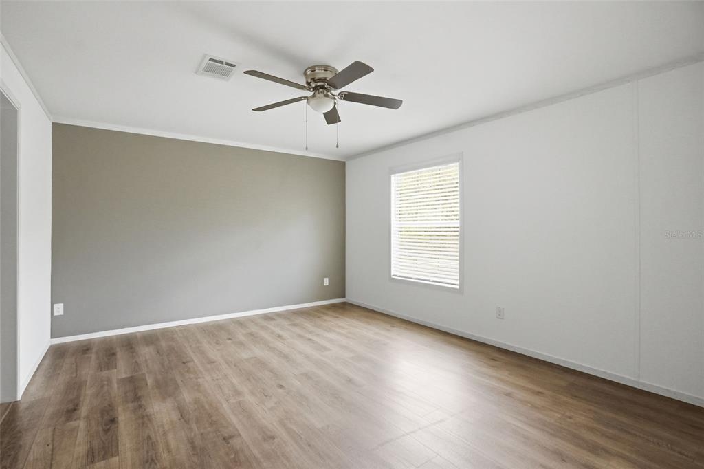 9533 Round Lk Drive Weeki Wachee, FL 34613 - Photo 18 of 68