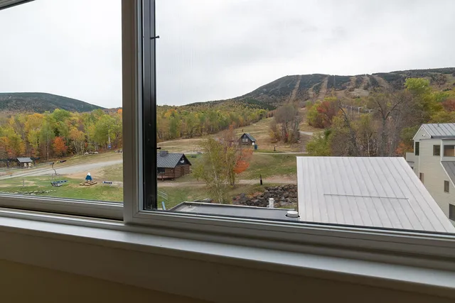 $675,000 | 3037 Main Street, Unit 3037, Carrabassett Valley, ME 04947