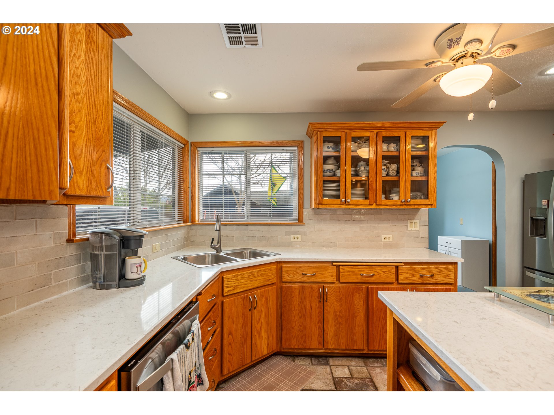 1315 S Street Springfield, OR 97477 - Photo 8 of 39 Kitchen