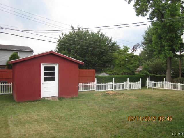 3061 Roxford Road Allentown, PA 18103 - Photo 13 of 21 Gallery Image 13