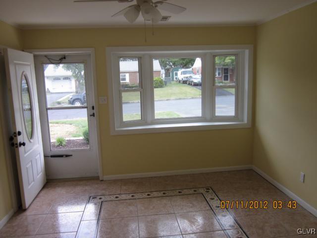 3061 Roxford Road Allentown, PA 18103 - Photo 5 of 21 Gallery Image 5