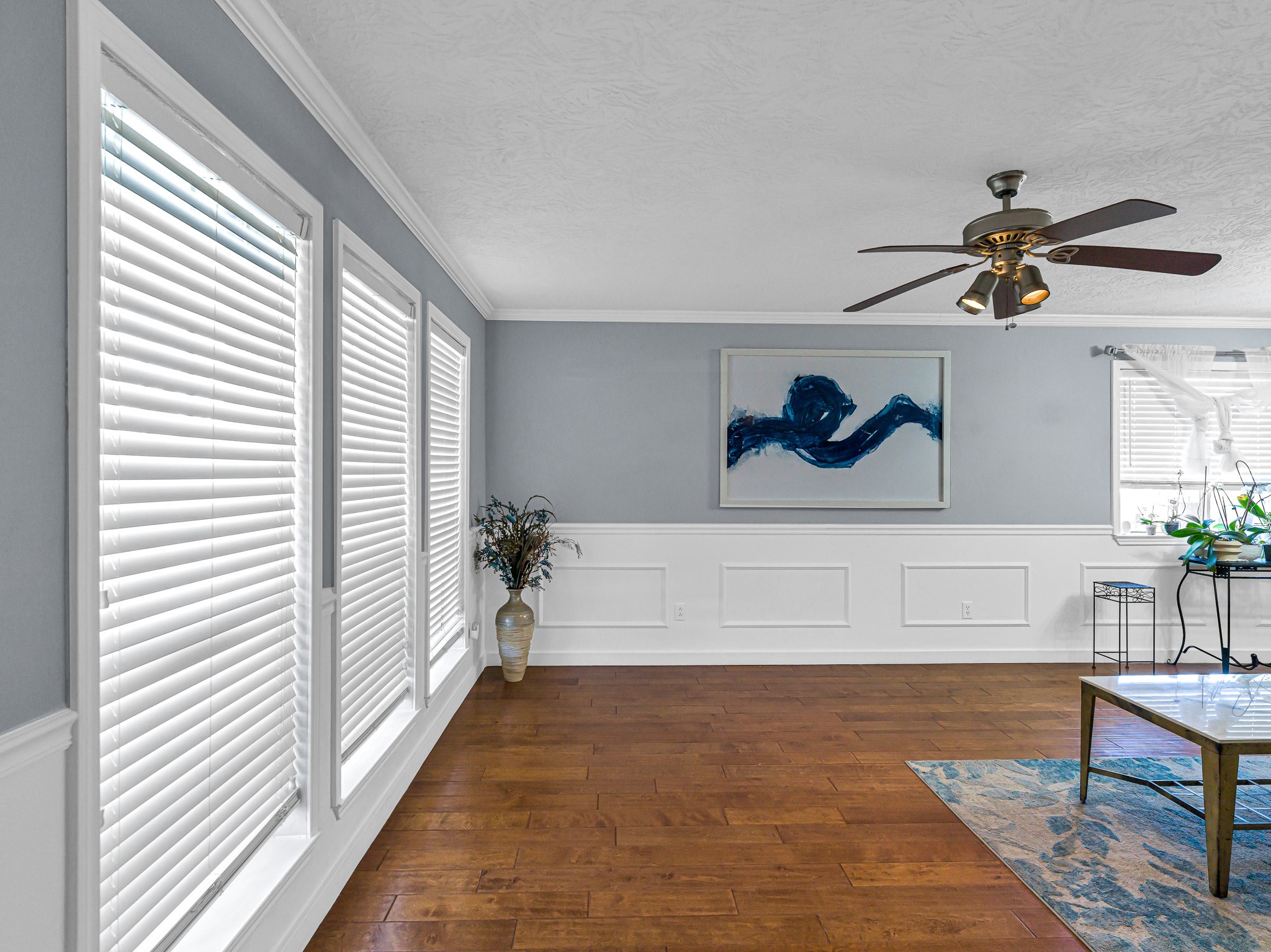 6822 Eagle Ridge Drive Katy, TX 77449 - Photo 6 of 36 a living room with furniture