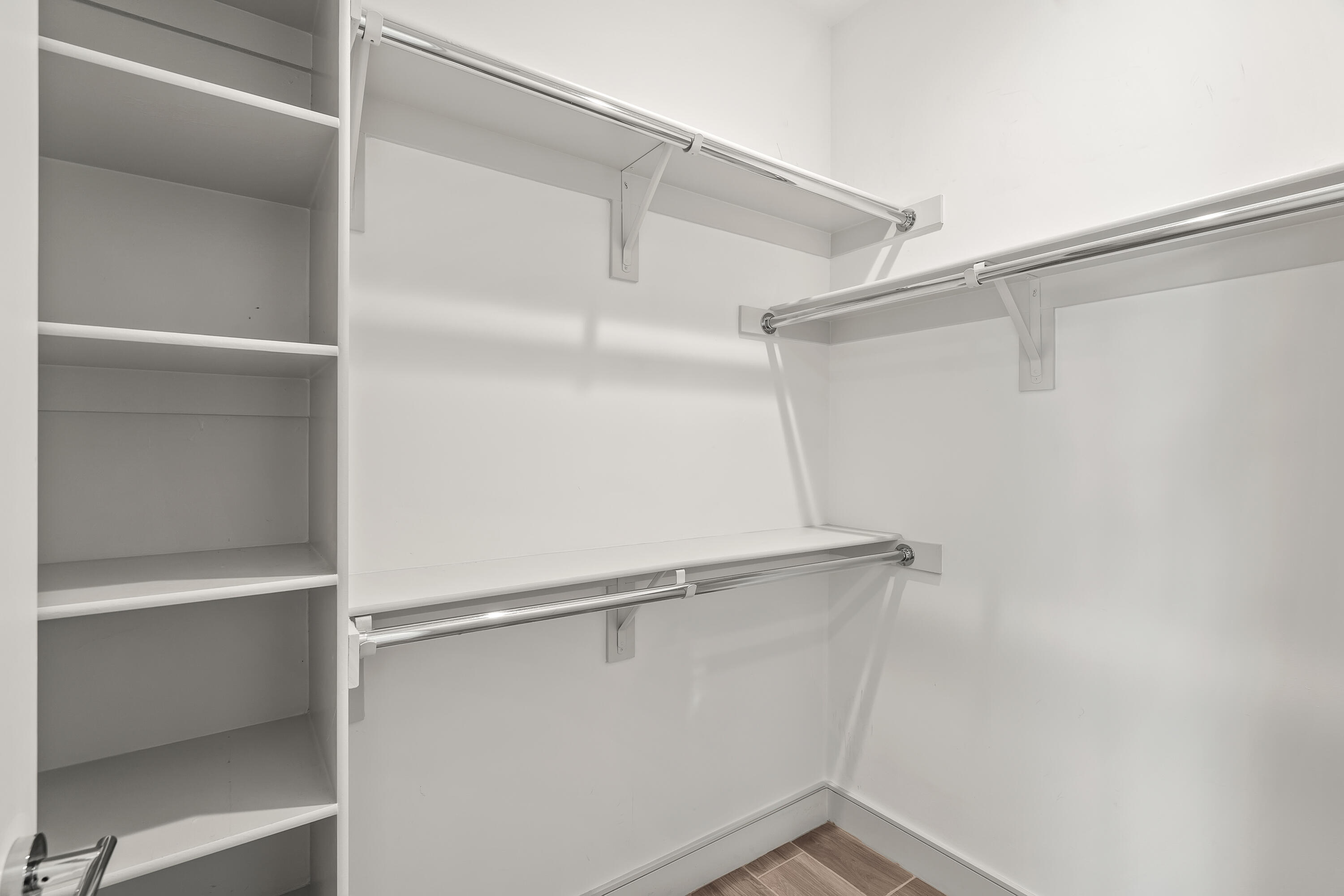 175 Vibe Way Palm Springs, CA 92262 - Photo 19 of 42 a view of an empty walk in closet