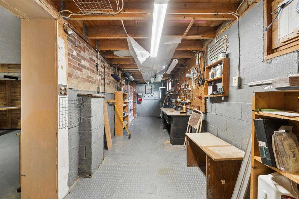 446 Diablo Drive Pittsburgh, PA 15241 - Photo 35 of 39 a view of storage and utility room