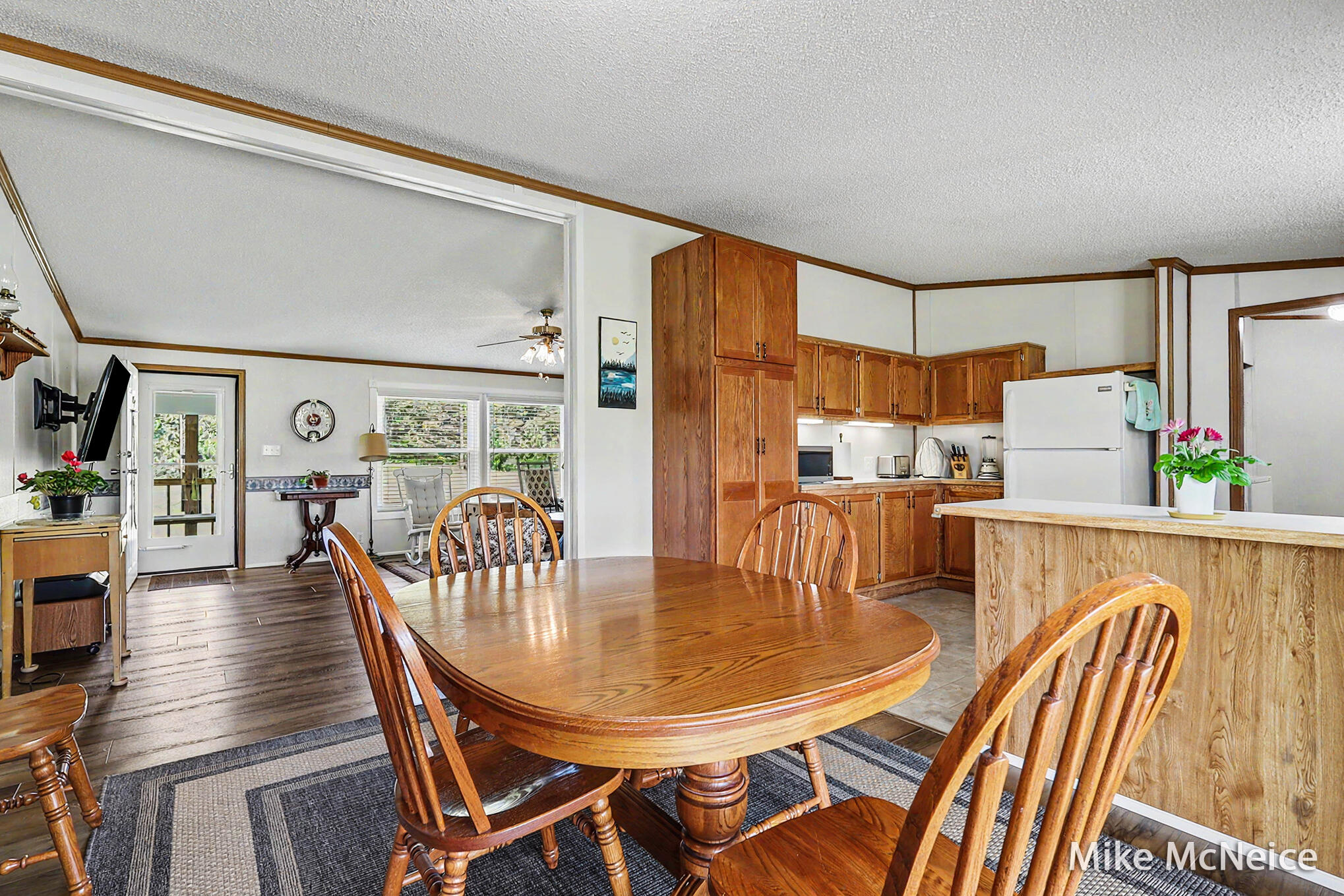 2079 West McMillan Road Muskegon, MI 49445 - Photo 9 of 36 IMG_9583