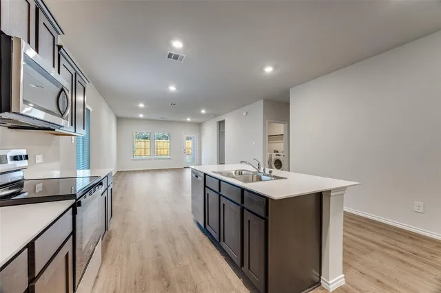 $2,095 | 4314 Carnation Drive, Sherman, TX 75090