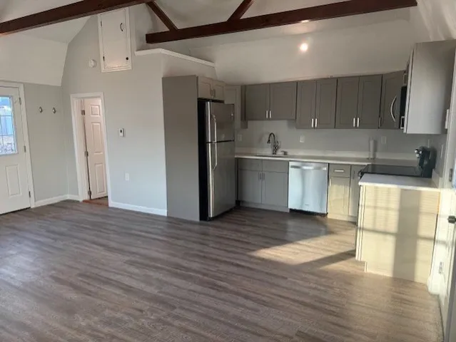 $1,600 | 68 North Avenue, Unit 4, Abington, MA 02351