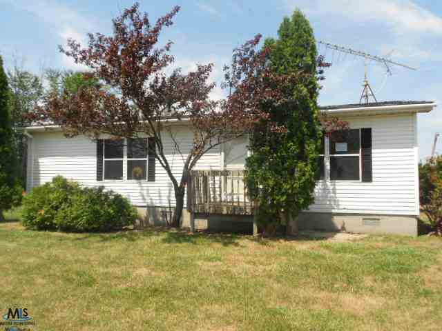 7576 Oatman Road Avoca, MI 48006 - Photo 6 of 15 31114016-5.JPG