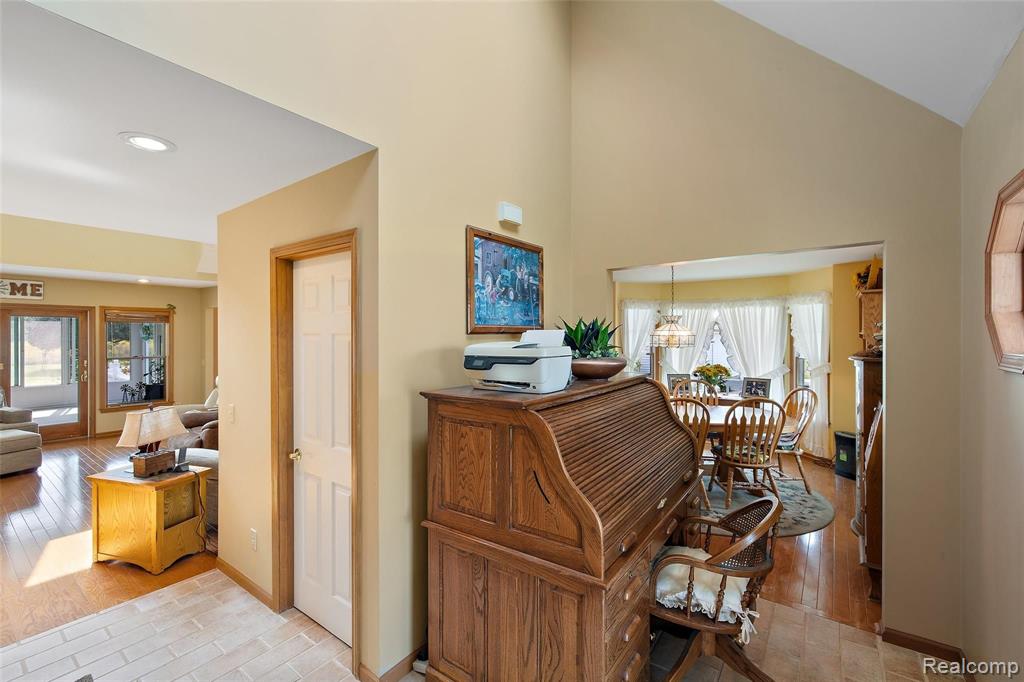 9493 Ray Road Gaines, MI 48436 - Photo 5 of 71